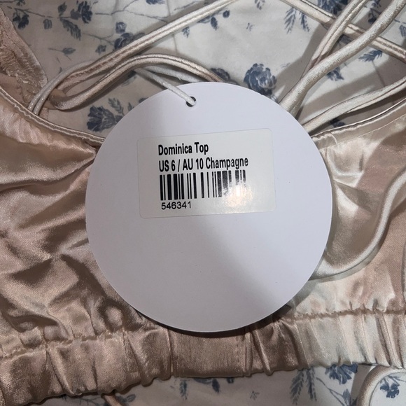 PRINCESS POLLY LONG SLEEVE - Picture 2 of 2